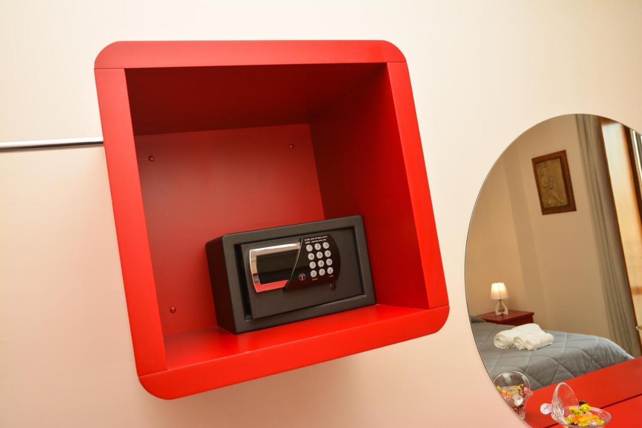 Furture'Rooms نابولي المظهر الخارجي الصورة